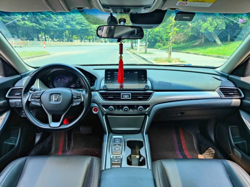 广州20年本田雅阁5