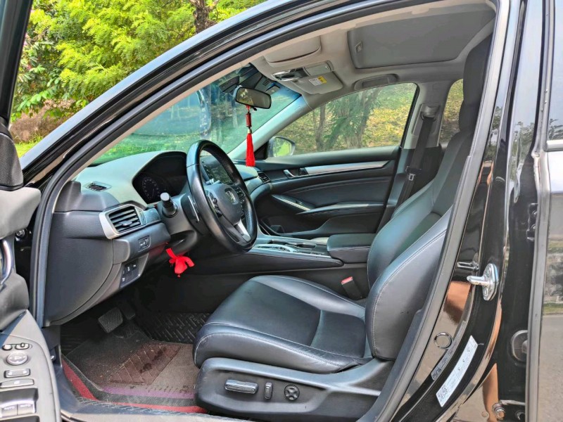 广州20年本田雅阁6