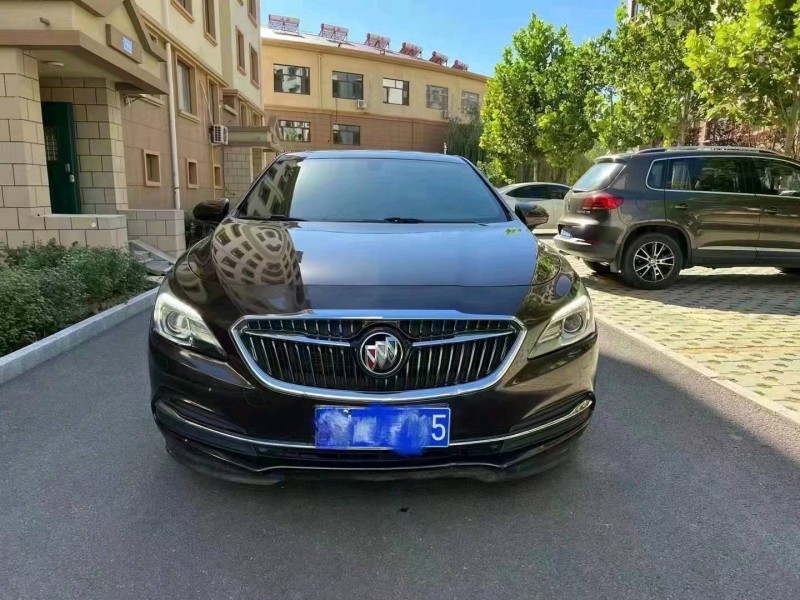 邯郸16年别克君越1