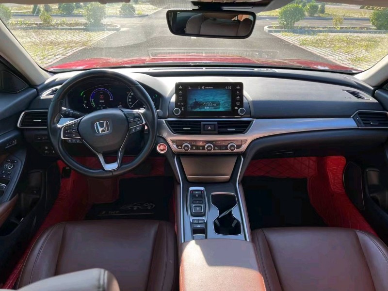 济宁19年本田雅阁5