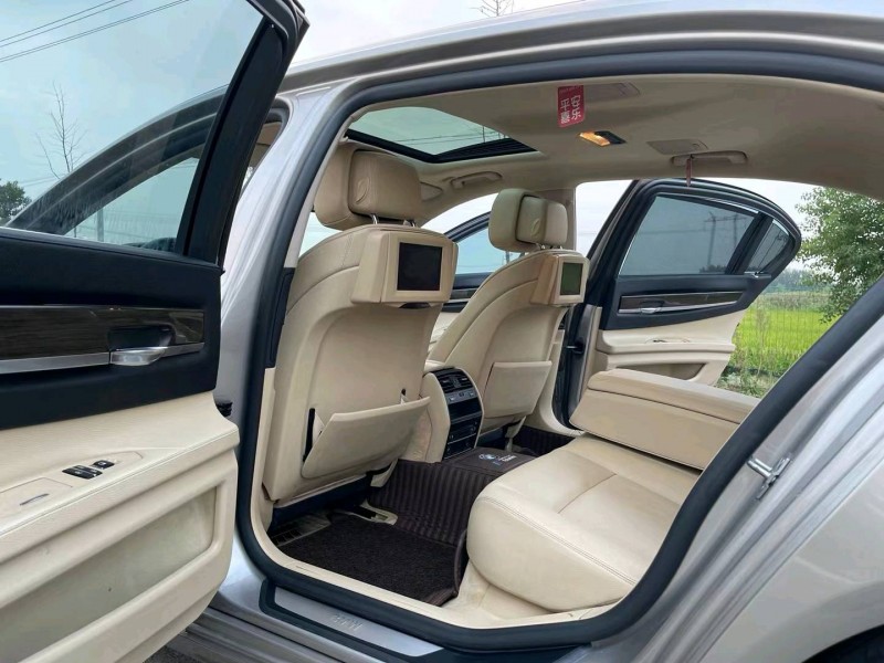 徐州11年宝马7系6