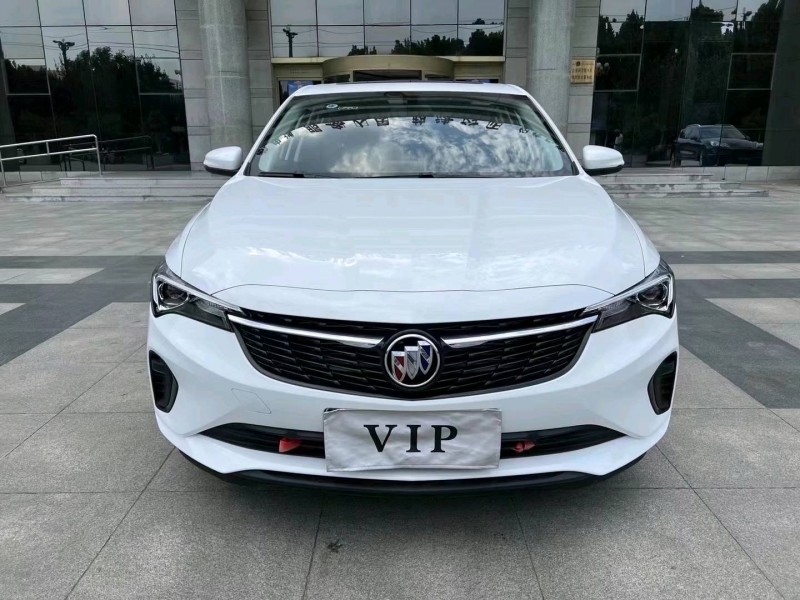 枣庄22年别克威朗1