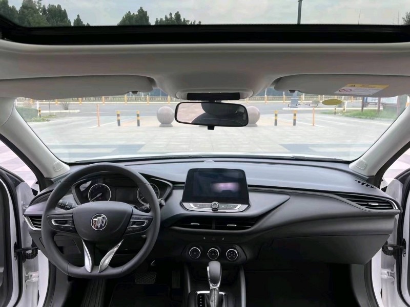 枣庄22年别克威朗5