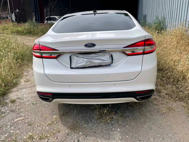 邯郸17年本田雅阁7