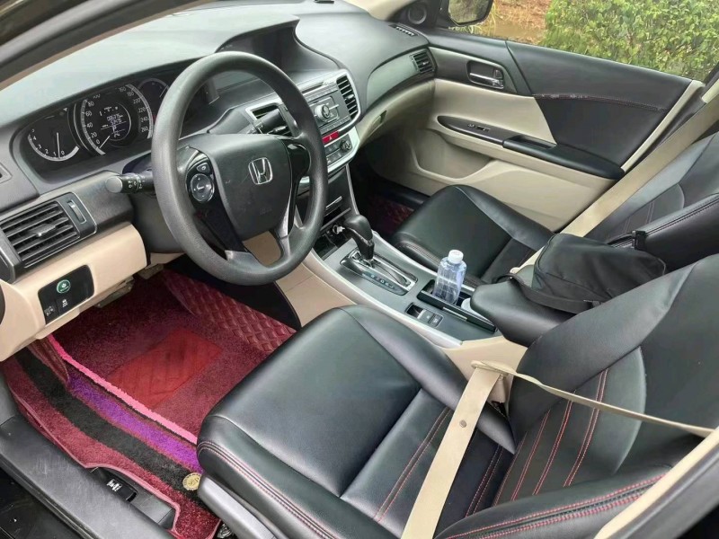 北京16年本田雅阁4