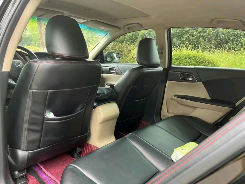 北京16年本田雅阁5