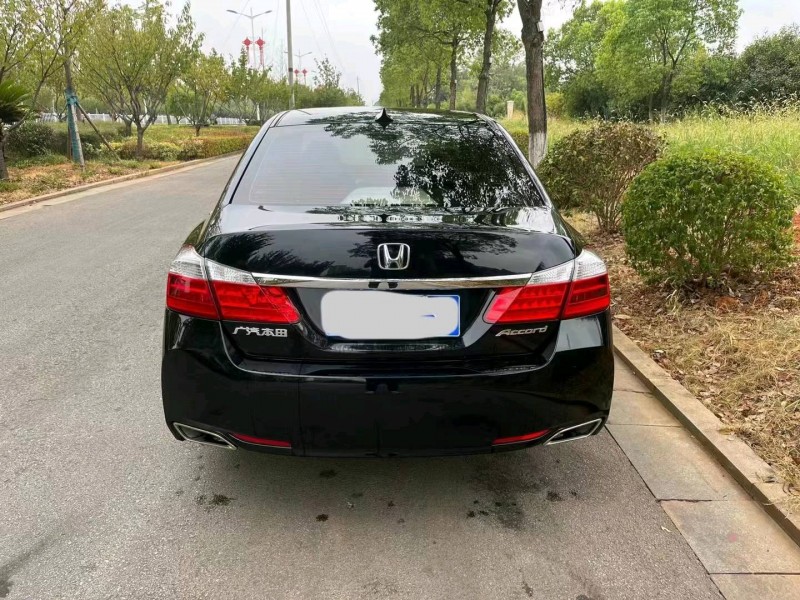 北京16年本田雅阁6