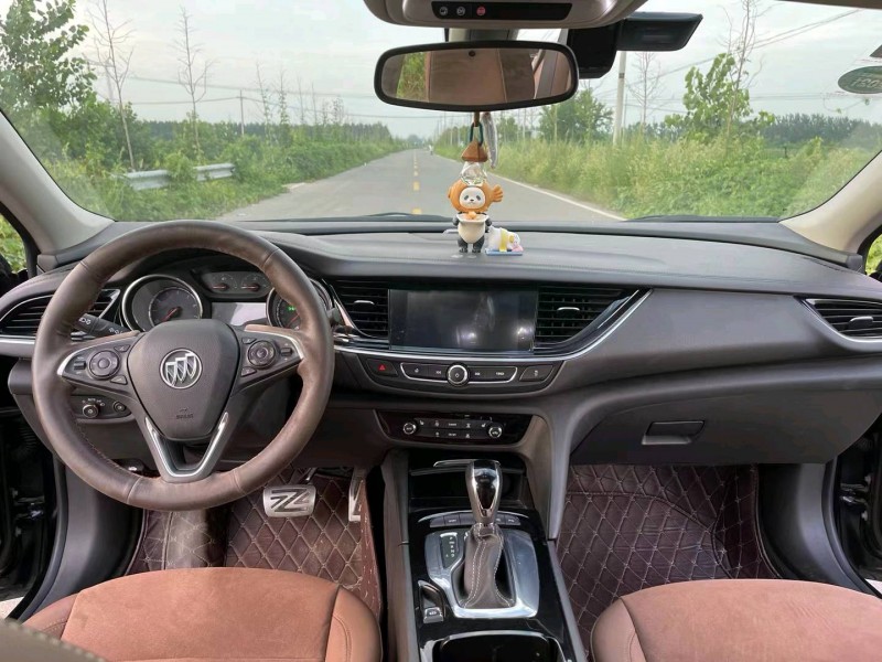 徐州18年别克君威7