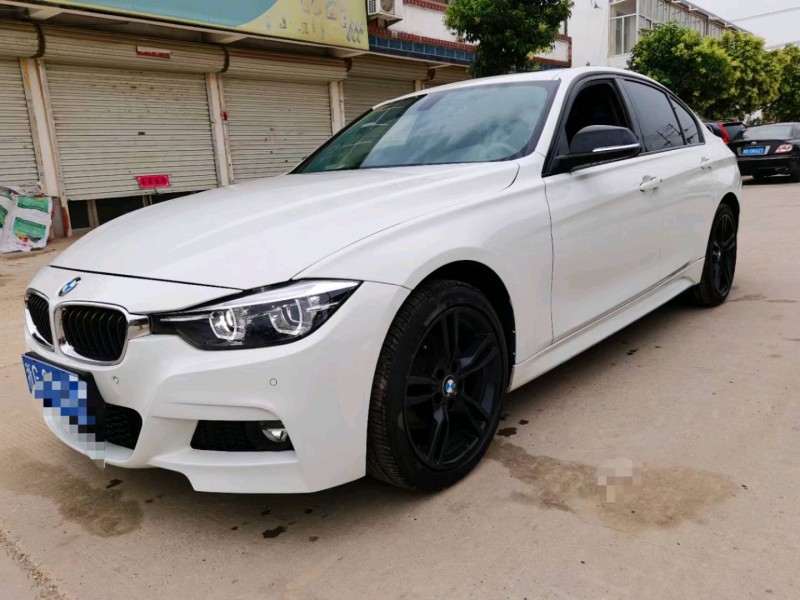 北京19年宝马3系8