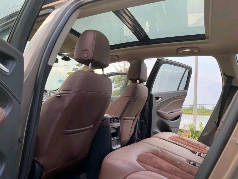 徐州17年别克昂科威5