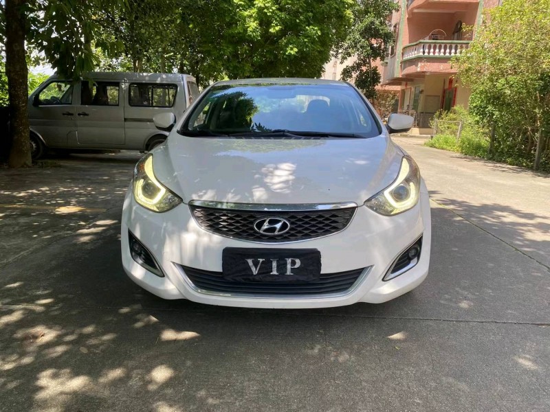 北京17年现代朗动1