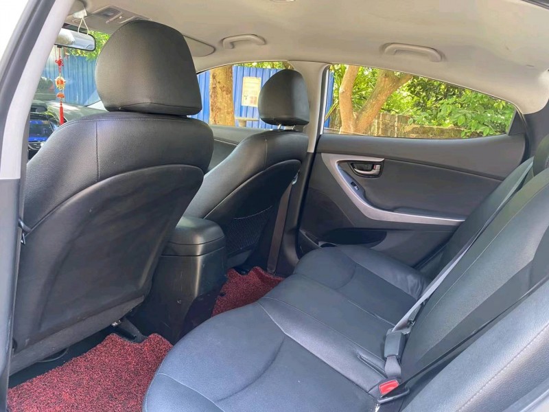 北京17年现代朗动6