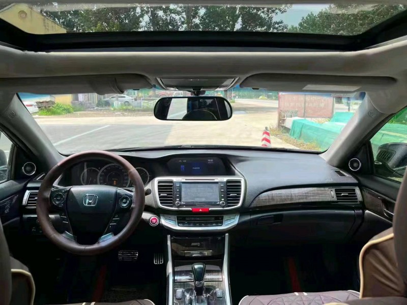 北京13年本田雅阁5