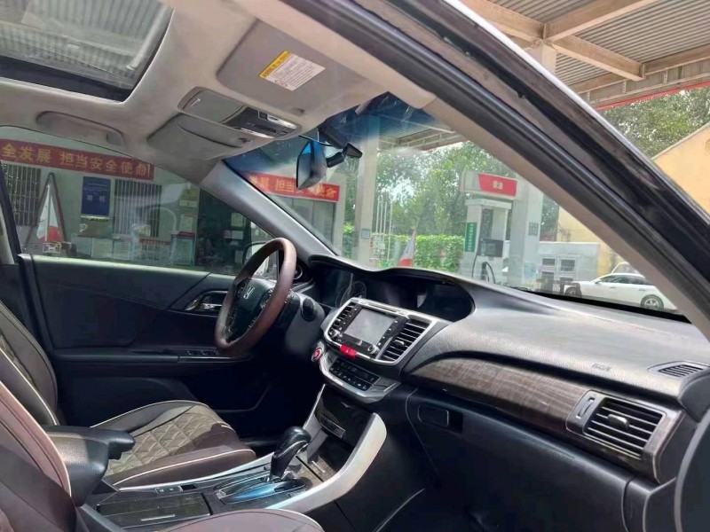 北京13年本田雅阁6