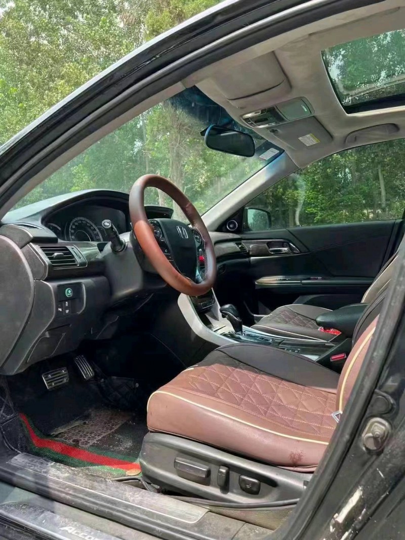 北京13年本田雅阁7