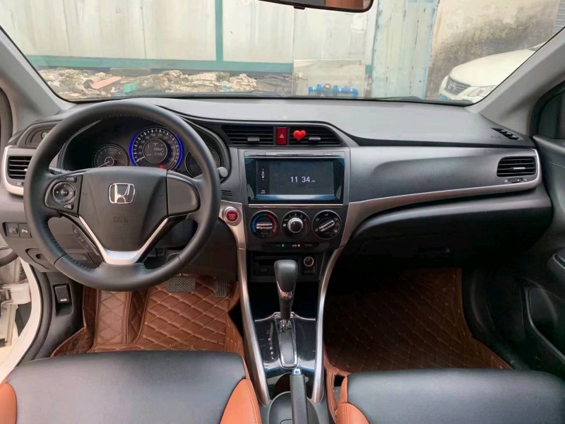 广州17年本田凌派4