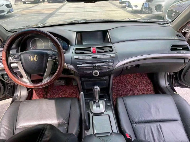 徐州12年本田雅阁5