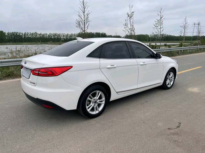 徐州19年福特福睿斯2