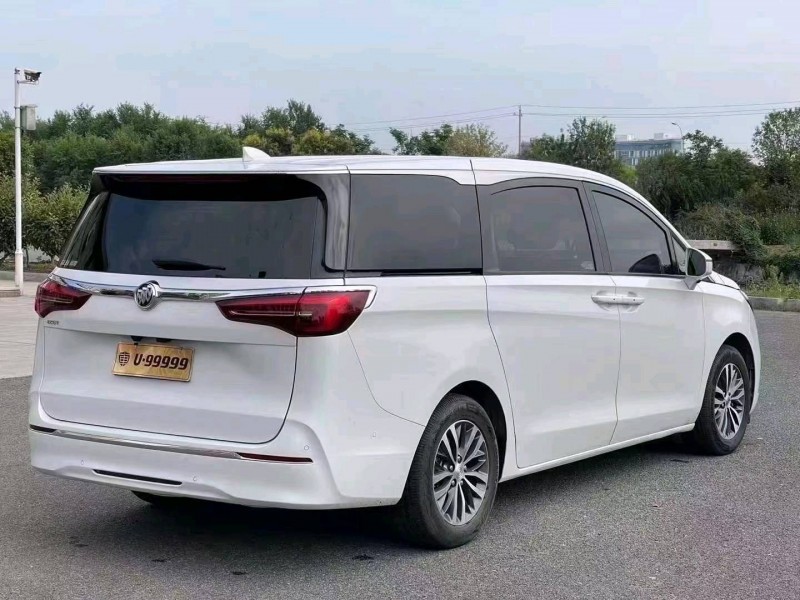 枣庄20年别克GL82