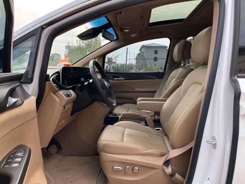 枣庄20年别克GL81