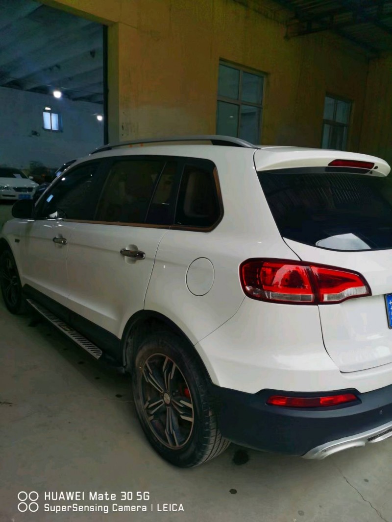 保定17年众泰大迈X57