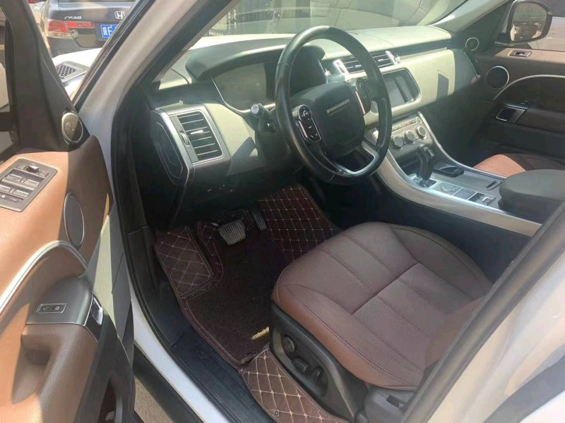 保定15年路虎揽胜运动4