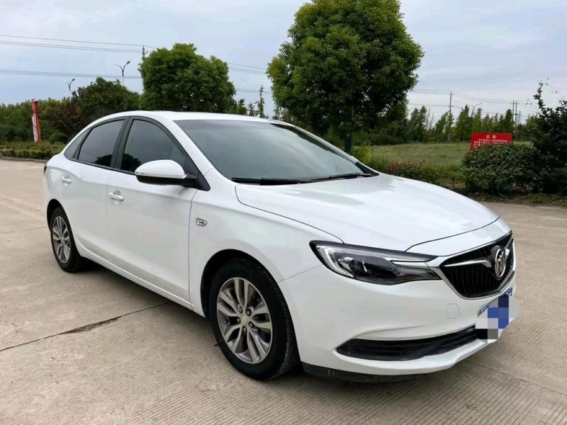 盐城19年别克英朗3