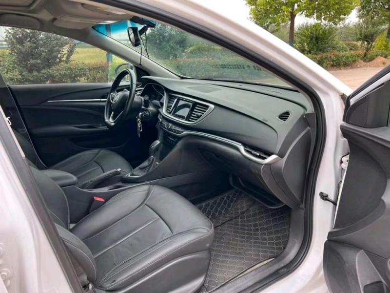 盐城19年别克英朗6