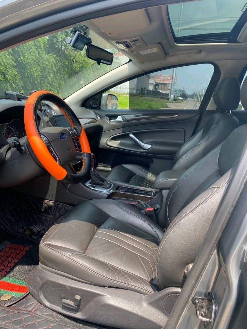 沈阳12年福特蒙迪欧-致胜8