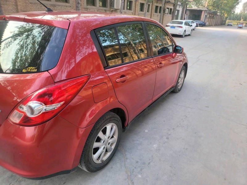 保定10年日产骐达4