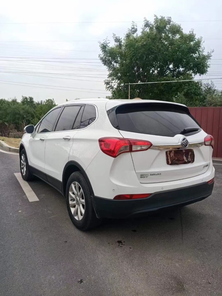 青岛18年别克昂科威1