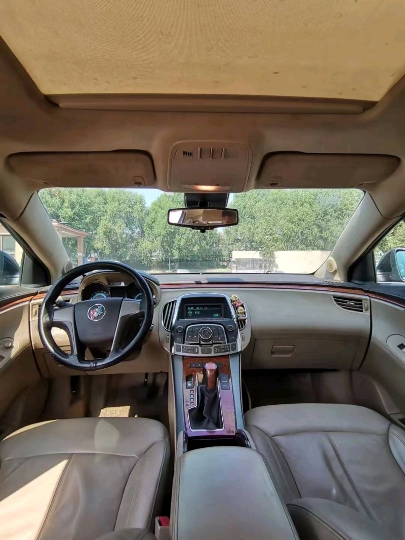 沈阳10年别克君越5