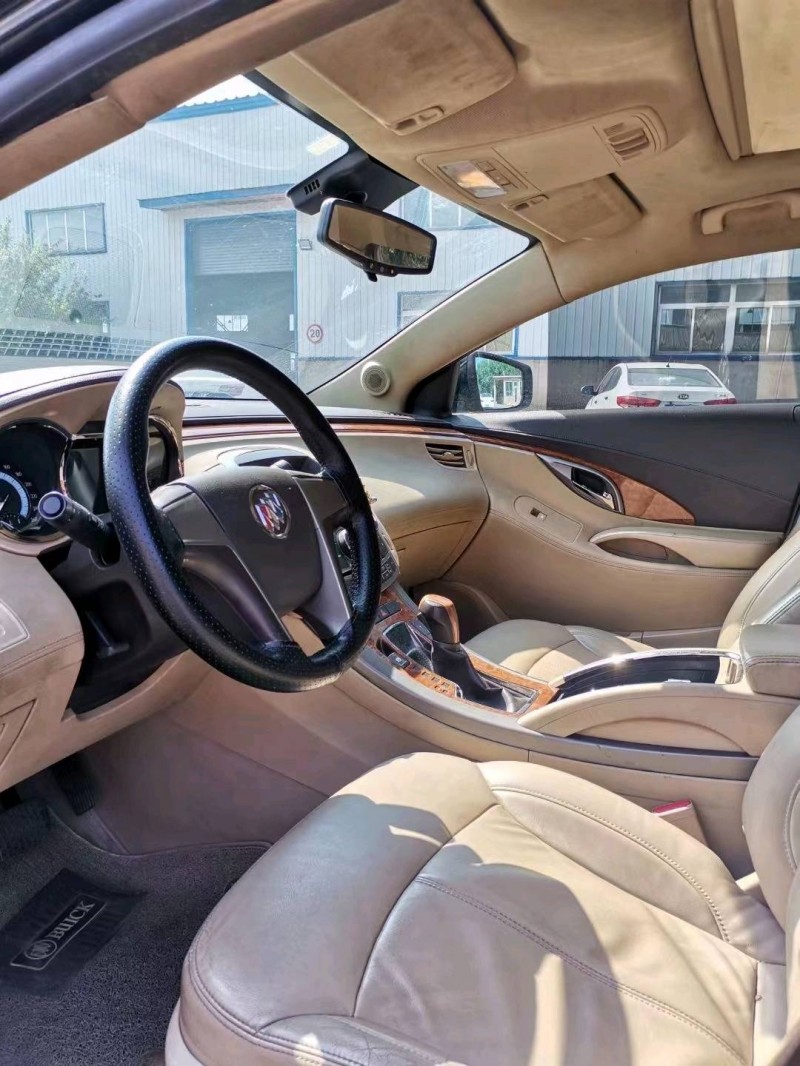 沈阳10年别克君越8