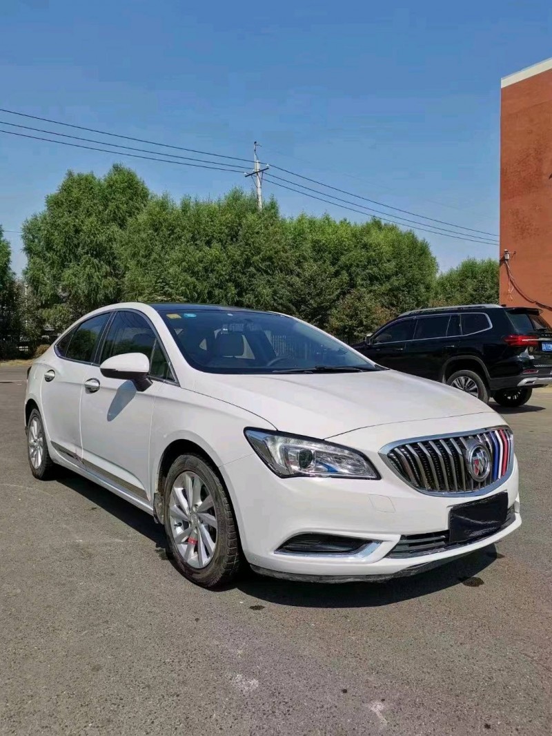 沈阳17年别克威朗2