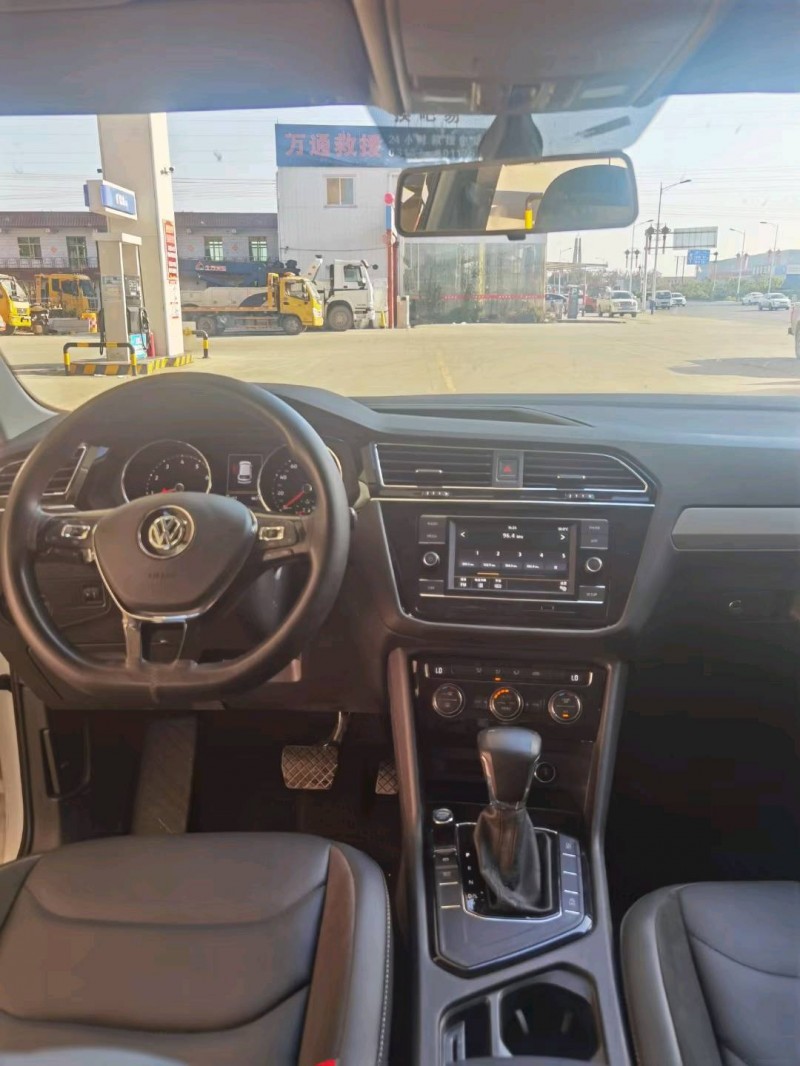 保定19年大众途观L4