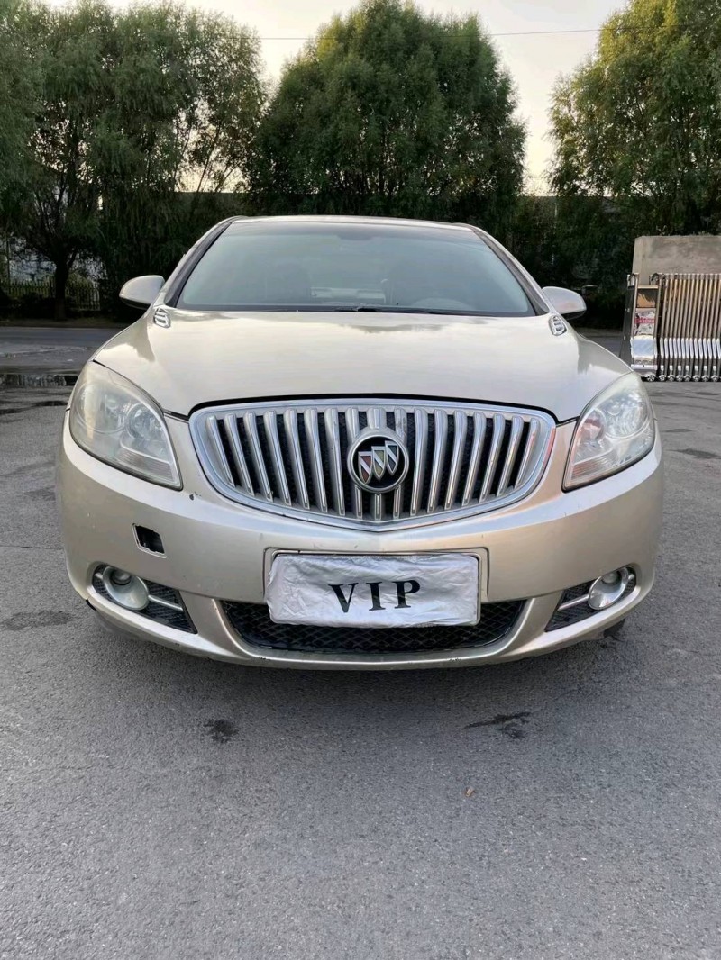 沈阳13年别克英朗1