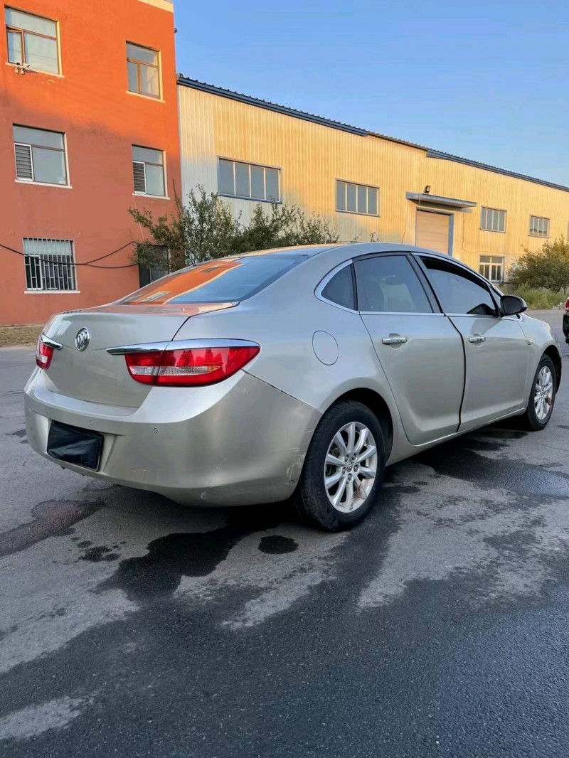 沈阳13年别克英朗5