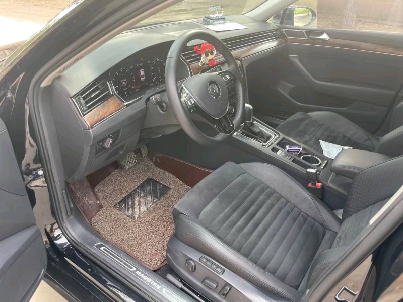 保定18年大众迈腾4