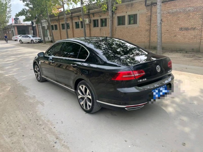 保定18年大众迈腾8