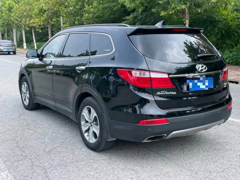 保定15年现代格锐8