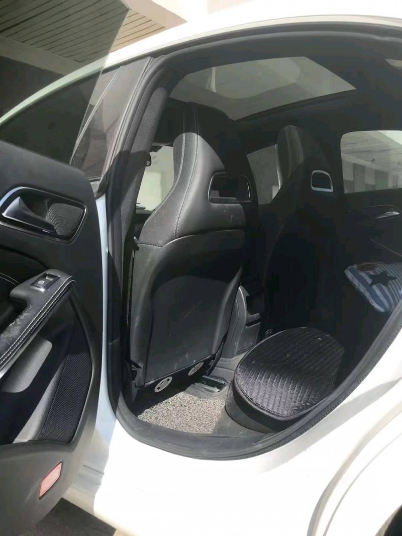 济南18年奔驰CLA4