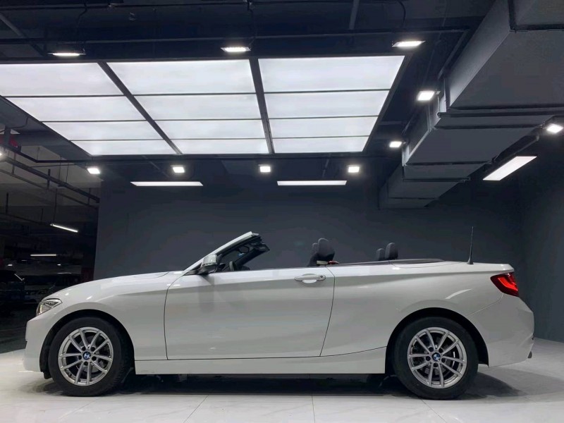 成都17年宝马2系7