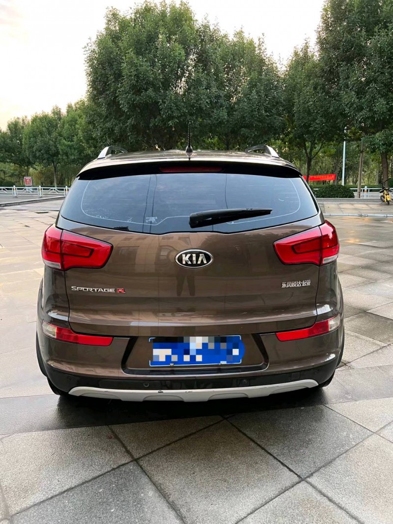 北京15年起亚智跑2