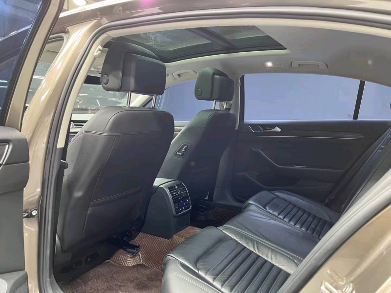 成都18年大众迈腾3