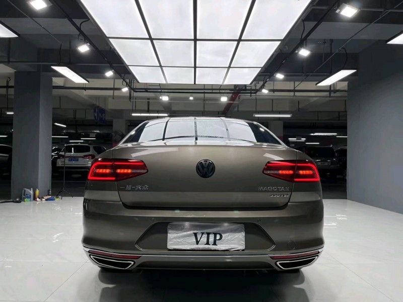 成都18年大众迈腾8