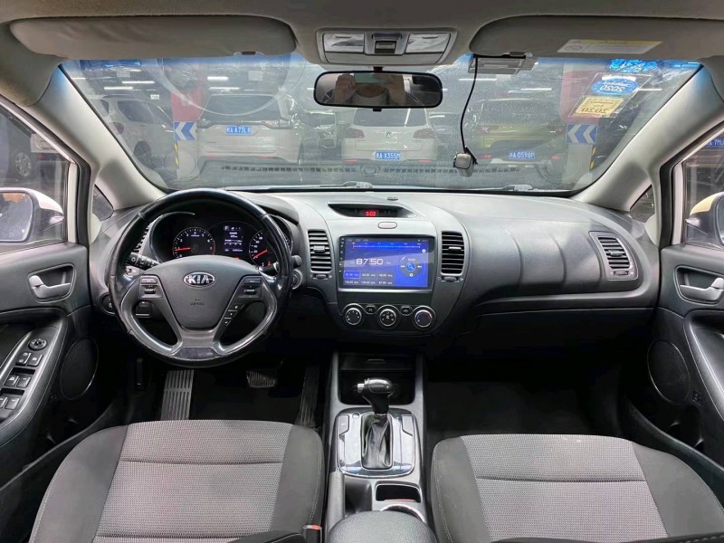 成都16年起亚K35