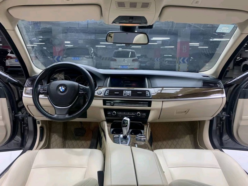 成都14年宝马5系4