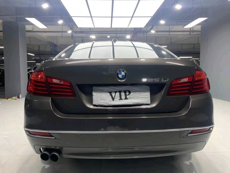 成都14年宝马5系1