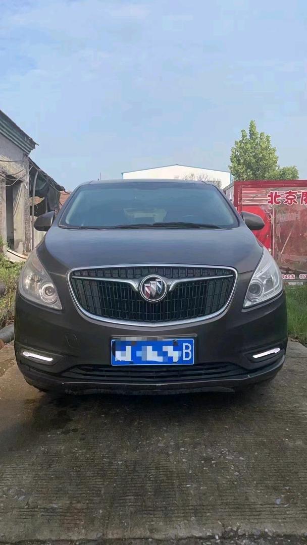 东营17年别克GL86