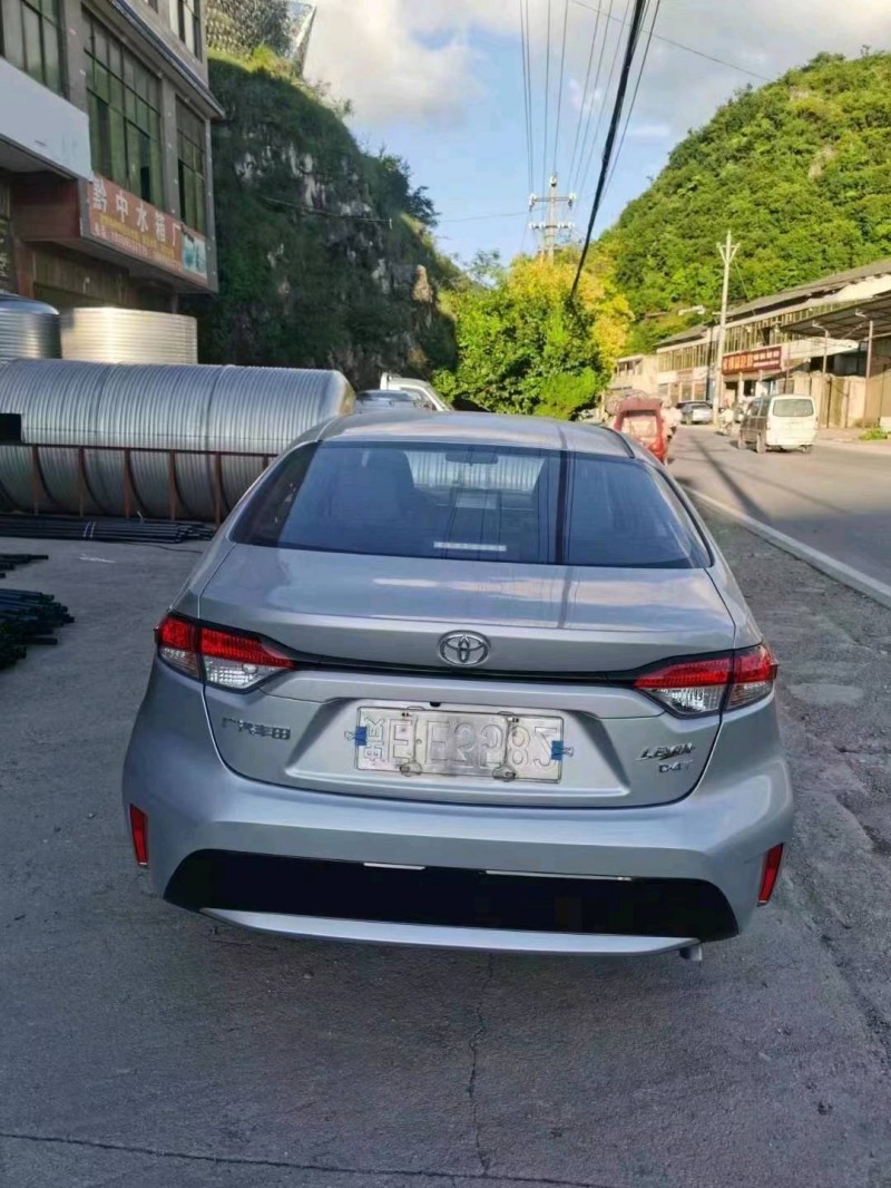 安顺22年丰田雷凌7